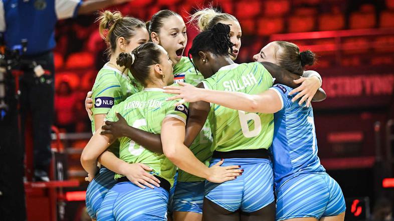 Slovenska ženska odbojkarska reprezentanca