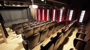 Ljubljana 12.10.10, rezidencni center cankarjeva, cankarjeva ulica 5, dvorana, f