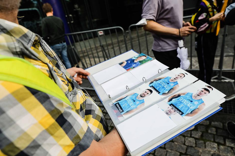 obožoevalci Luke Dončića