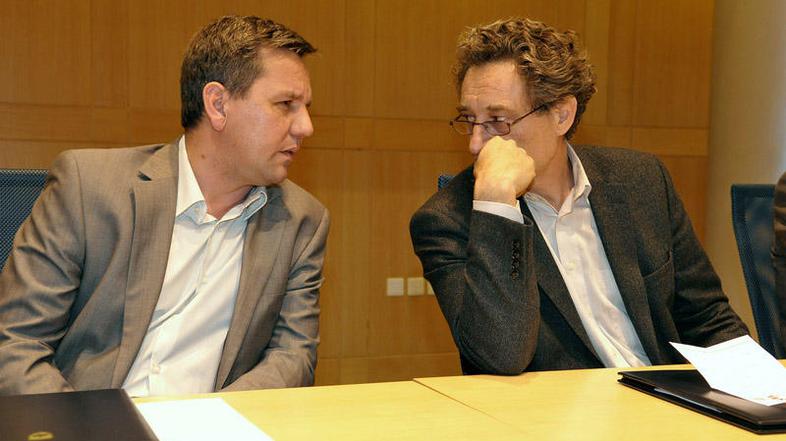 Branimir Štrukelj pravi: "Z obžalovanjem moram reči, da je gospod Posedi zelo za