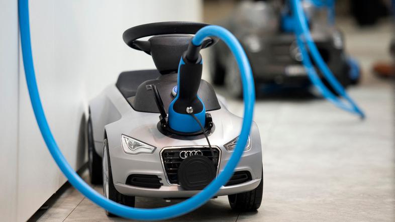 Električni avto polnjenje kabel