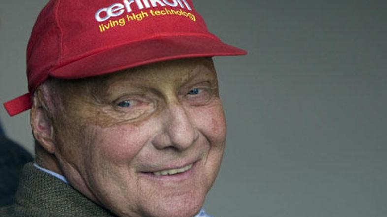 Niki Lauda ne želi zgolj v vesolje, temveč želi postati pilot vesoljskega plovil