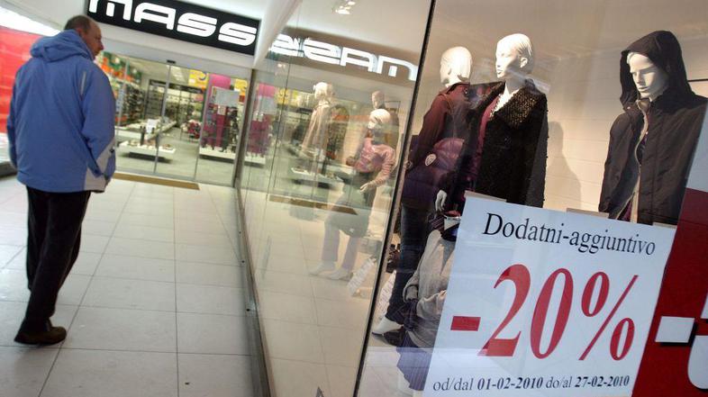 Na obrobje mesta se iz središča Kopra s Čevljarske ulice seli tudi ta trgovina s