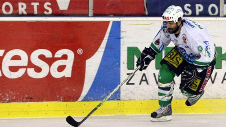 Kdo je bil Žurnalov igralec četrte polfinalne tekme ZM Olimpije in Linza v Tivol