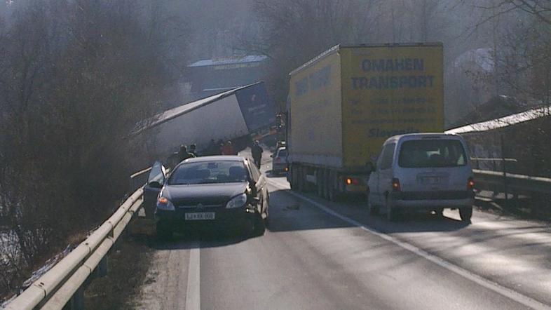 nesreča, tovornjak, medno