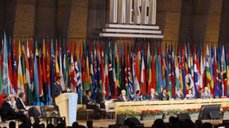 Na sedežu Unesca v Parizu so podpisali sporazum za postavitev Svetovne digitalne