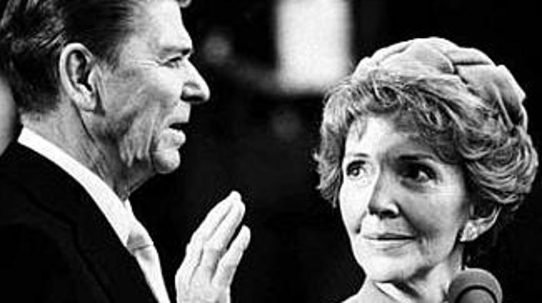 Zakonca Reagan sta pridno polnila tudi stolpce tabloidov.