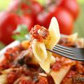 Če ljubite pekoče, količino čilija v omaki povečajte. (Foto: Shutterstock)