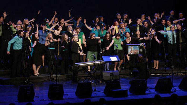 Obiskovalce je navdušil tudi zbor iz Kulturnega društva Perpetuum Jazzile.