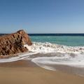 Francoske plaže niso več tako zelo rajske za ljubitelje golih prsi.