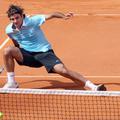 Roger Federer je po nekaj slabših nastopih znova v finalu.