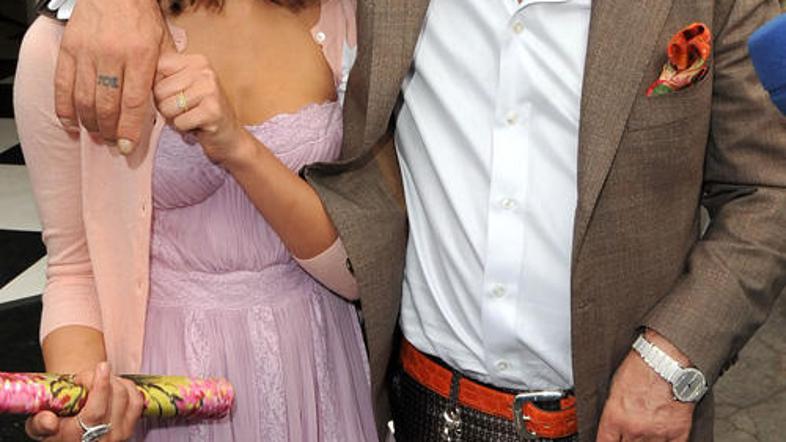 Mickey se kar ni mogel zadržati.