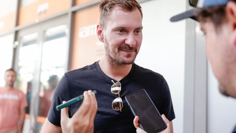 medijski termin moške košarkarske reprezentance KZS, Zoran Dragić