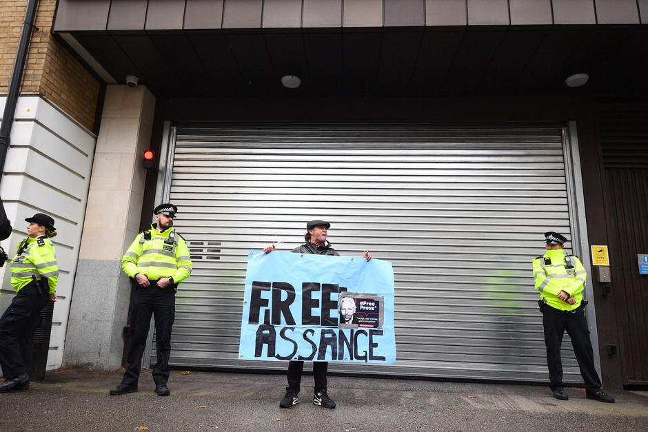 Assange - shod v podporo - London | Avtor: Profimedia