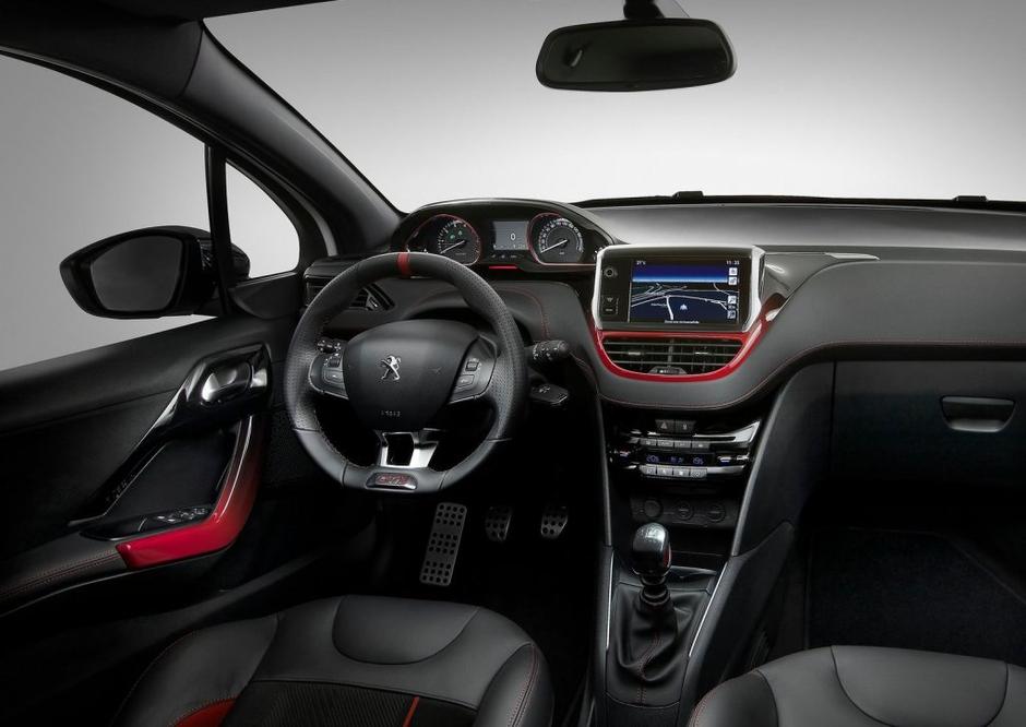 Peugeot 208 GTi | Avtor: Gregor Prebil