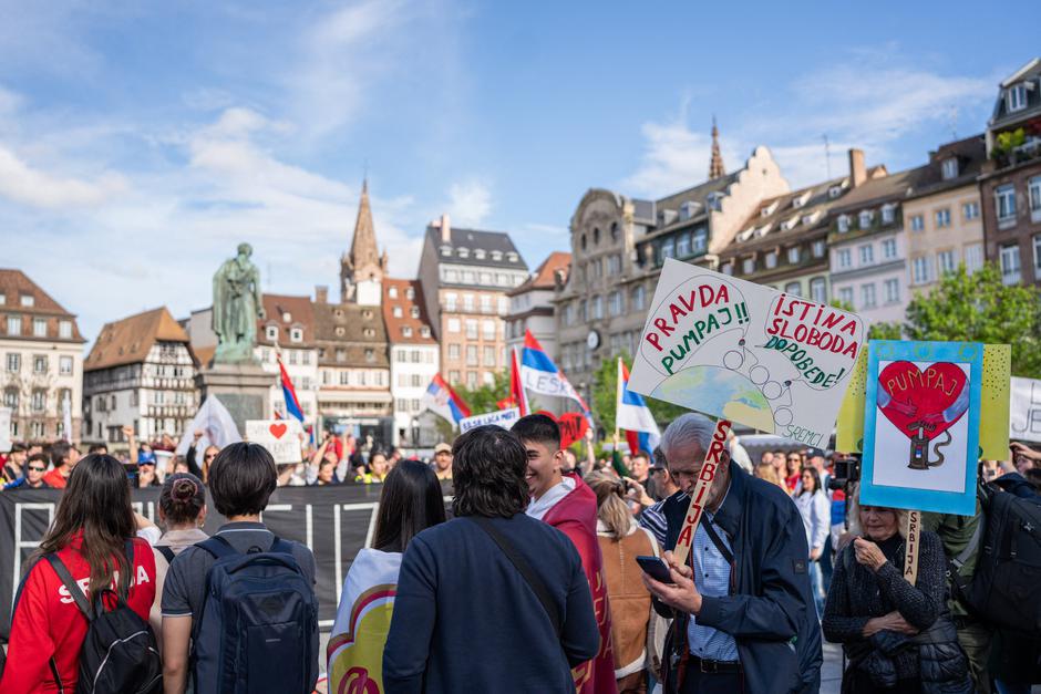 srbski študenti strasbourg protest | Avtor: Profimedia