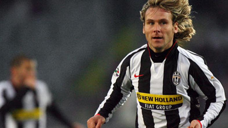 Pavel Nedved ob koncu svoje bogate kariere postaja vse bolj temperamenten.