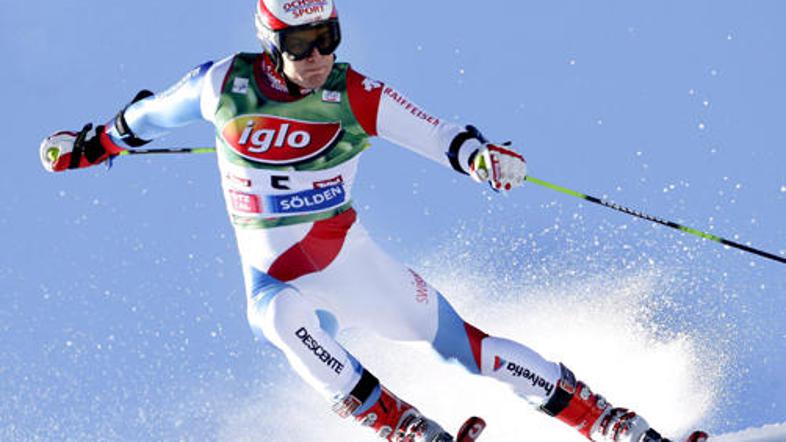 Daniel Albrecht ne bo šel z glavo skozi zid. (Foto: EPA)