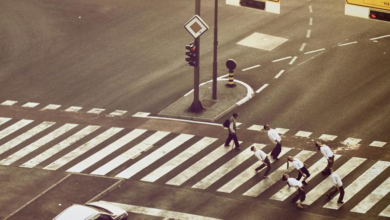 Predstavo Zelena luč lahko jutri doživite na križiščih Slovenske in Cankarjeve c