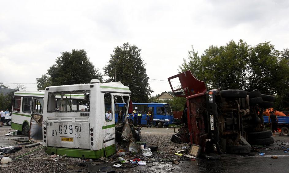 nesreča, Moskva, avtobus, tovornjak