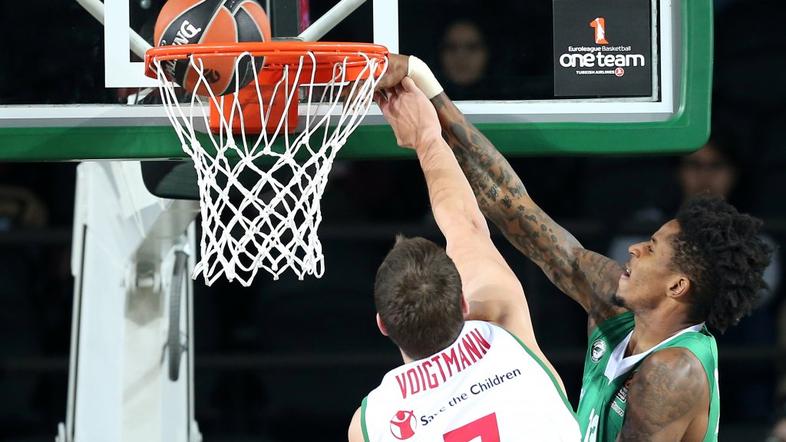 Will Clyburn Darussafaka Baskonia