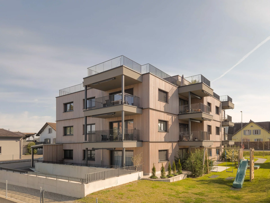 lesen blok Jelovca hiše v Švici