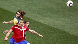 Nemanja Vidić in soigralci so od mundiala pričakovali vsaj osmino finala. (Foto: