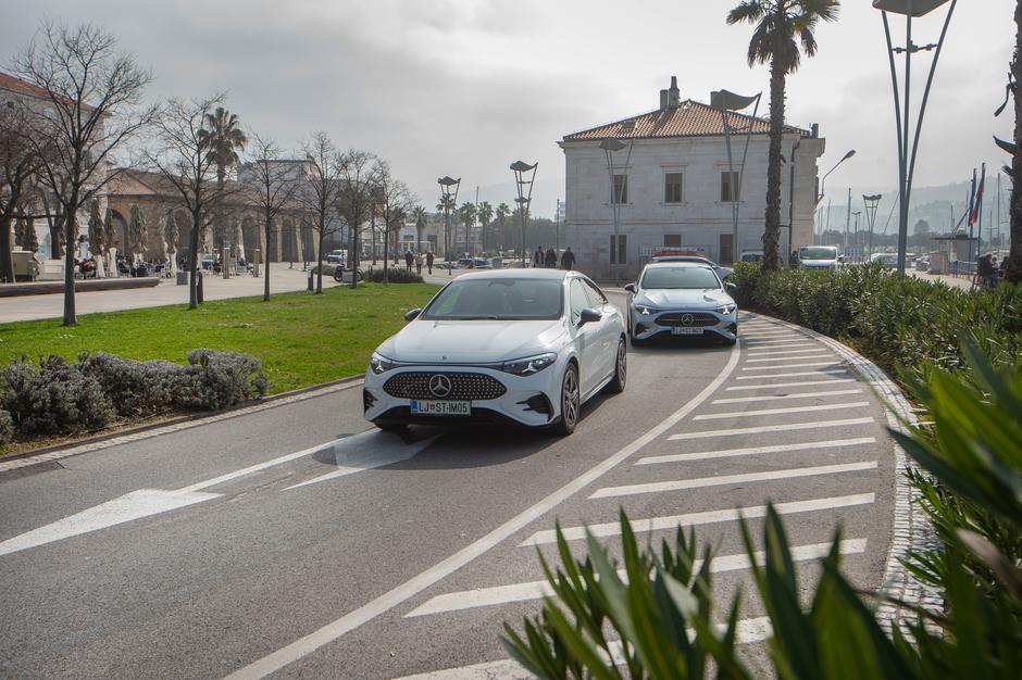 Primerjava: Mercedes-Benz CLA, hibrid in elektrika | Avtor: Anže Petkovšek
