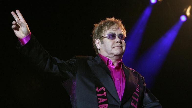 Elton John prihaja v Izolo. (Foto: Reuters)
