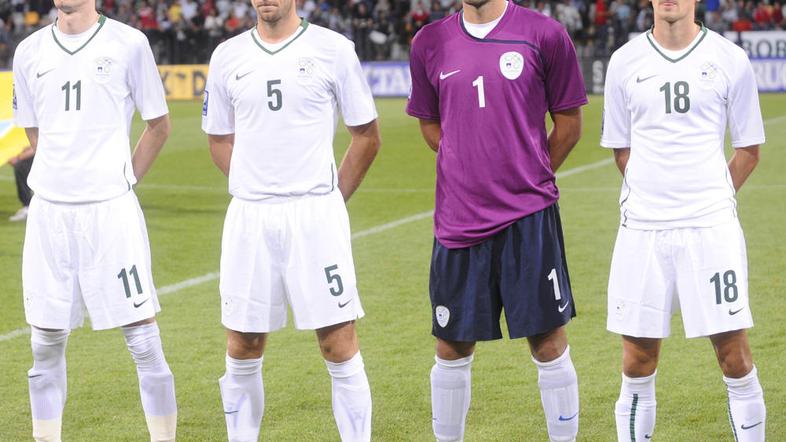 Polovica žabarjev: Novaković, Cesar, S. Handanović in Ilić. Foto: Fotosi