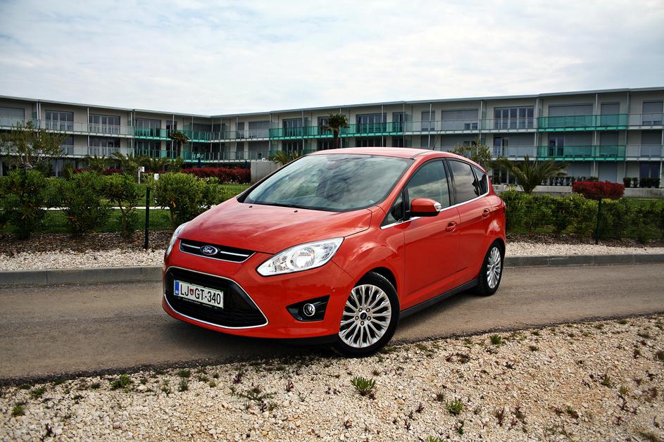 Ford C-max titanium 1,6 EcoBoost (110kW)
