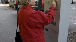 Za zdaj je v MOL 150 parkomatov. Kdaj bodo kupili in namestili novih 500, še ni 