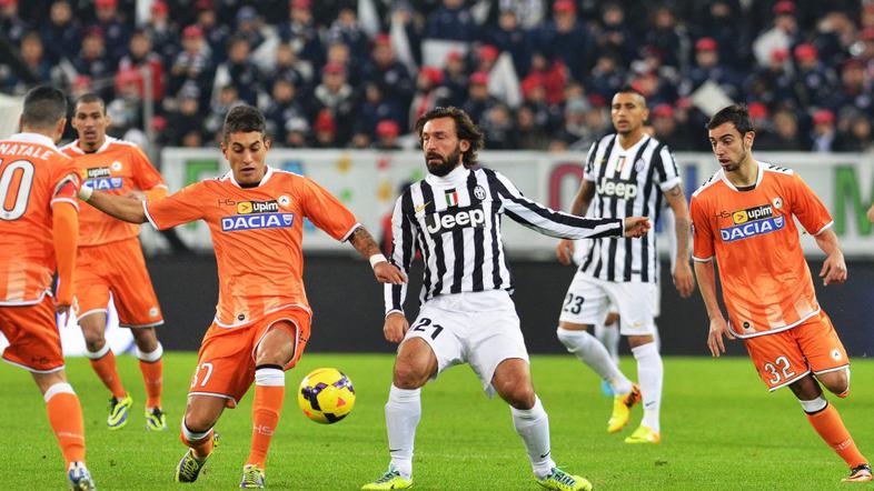 Andrea Pirlo Roberto Pereyra Juventus Udinese