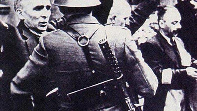 Slovenci smo bili med drugo svetovno vojno podvrženi strašnemu nasilju ter izgon