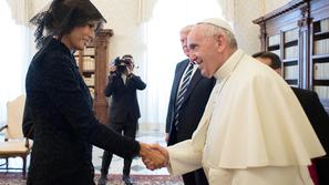 melania trump, papež frančišek
