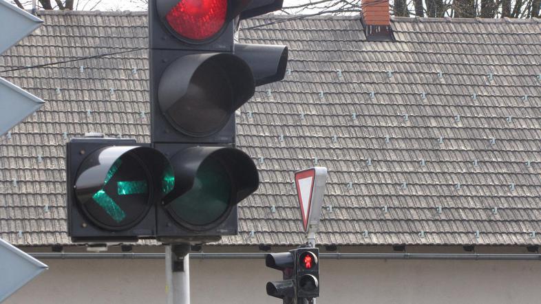 Od semaforjev ni kaj dosti ostalo. (Foto: Jerca Božič Kranjec)