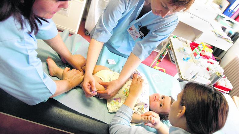 Otroci koprskih vrtcev bodo v četrtek preganjali strah pred zdravniki, cepljenje