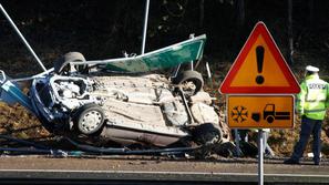 Nesreča na gorenjski avtocesti.