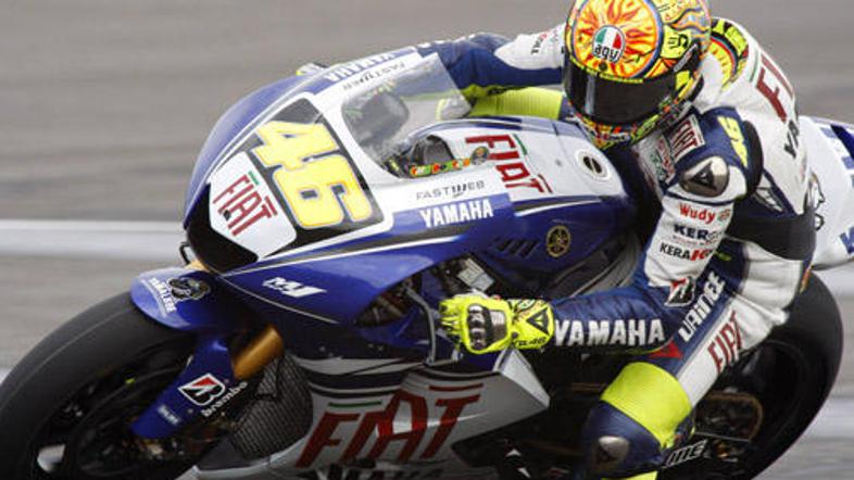 Valentino Rossi zavrača vsakakršno namigovanje, da bi se preselil k Ferrariju.