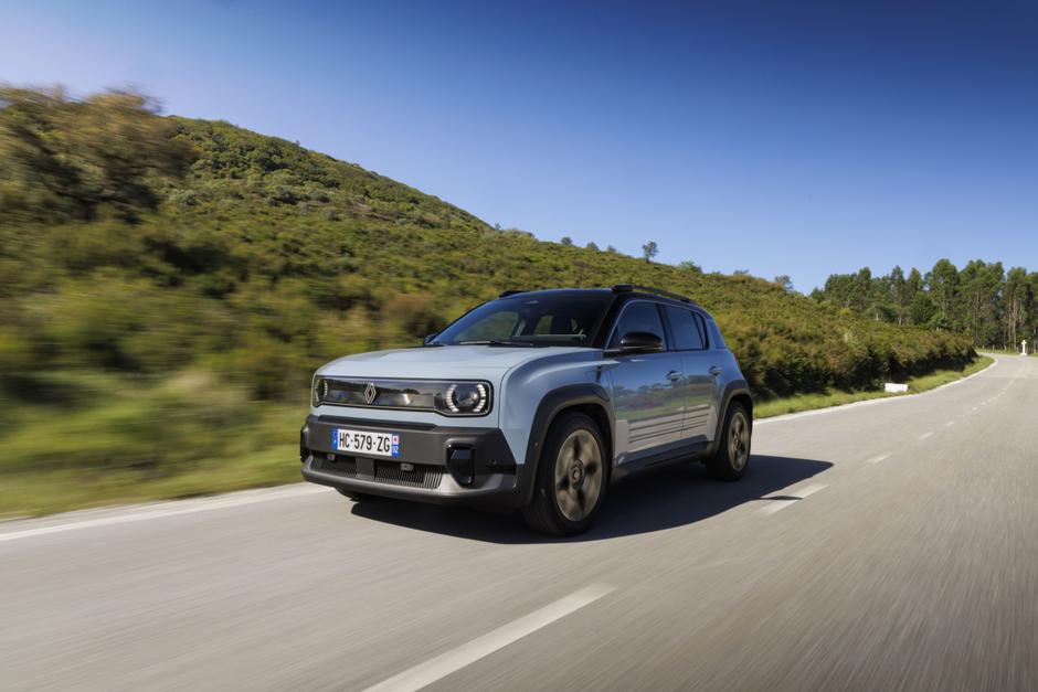 Renault 4 | Avtor: Renault