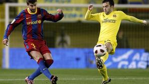 Gerard Pique Giuseppe Rossi