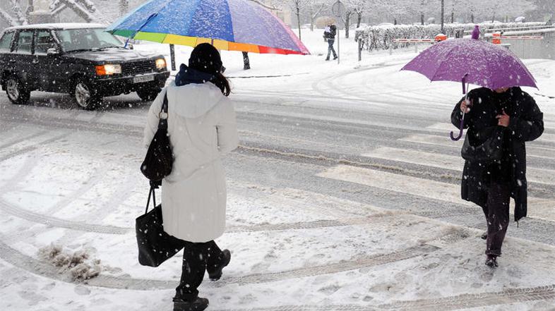 Precej obilnejše padavine kot pri nas imajo pri naših sosedih. (Foto: Dejan Mijo