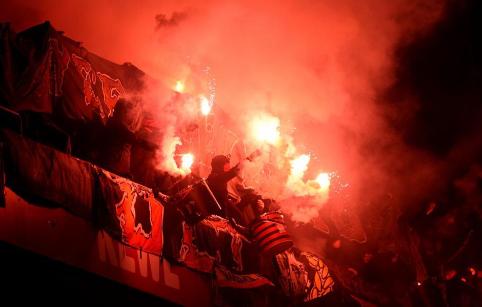 Köln Bayer Leverkusen navijači | Avtor: EPA