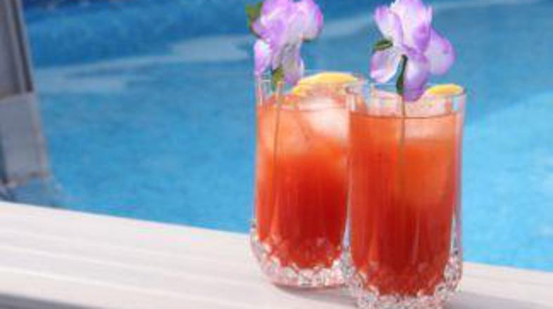 Znameniti koktajl.