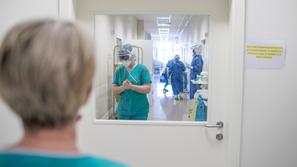 Covid-19, UKC Ljubljana