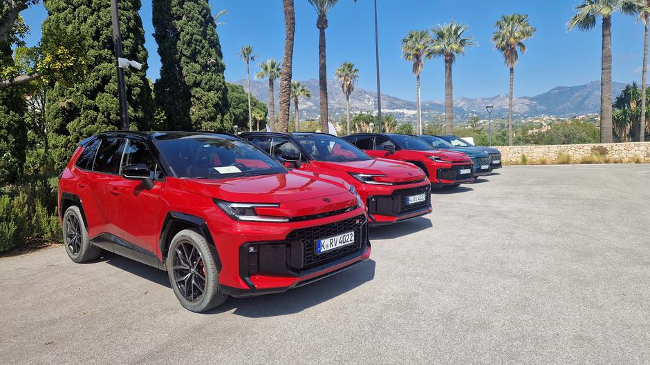 Toyota RAV4 GR sport | Avtor: Toyota