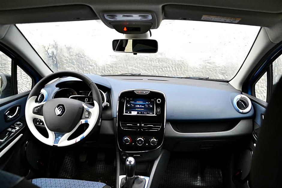 Renault clio | Avtor: Gregor Prebil