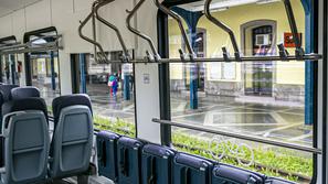 Slovenske železnice, vlaki, vlak