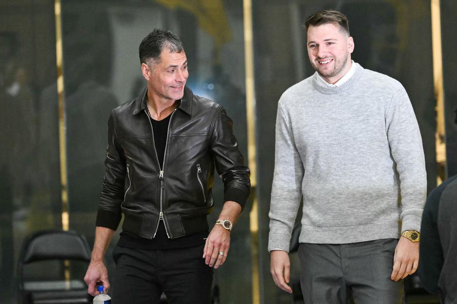 Luka Dončić, predstavitvena novinarska konferenca v Los Angelesu | Avtor: Profimedia