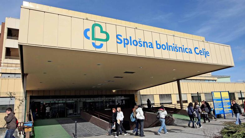 Bojan Kajtna je junija 2007 zaradi bolečin v prsih in težav z dihanjem prišel na